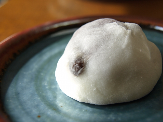 黒豆茶 大福