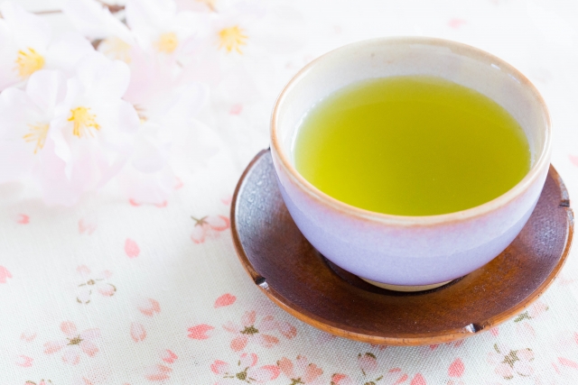 伊勢茶の特徴｜千年以上の歴史を持つまろやかな味わいのお茶 | CHANOYU