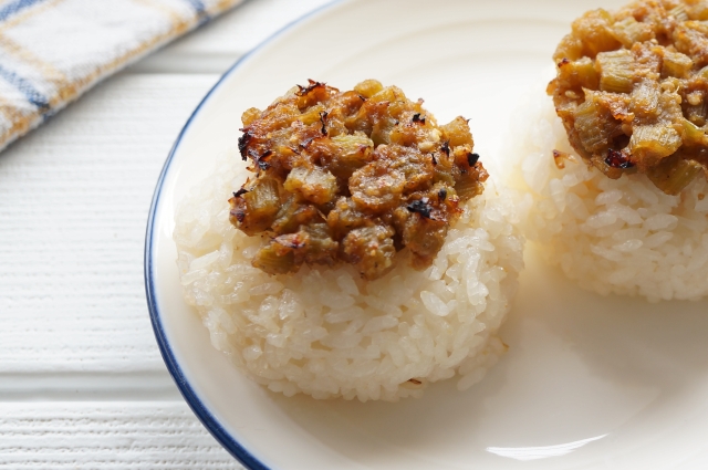 ふきのとう味噌 おにぎり