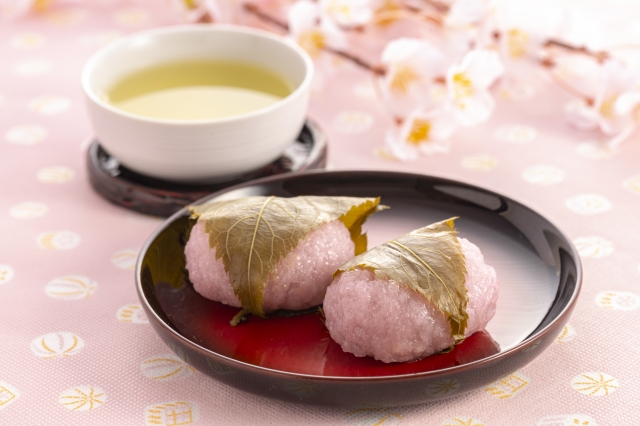 来客 お茶 菓子 出し 方